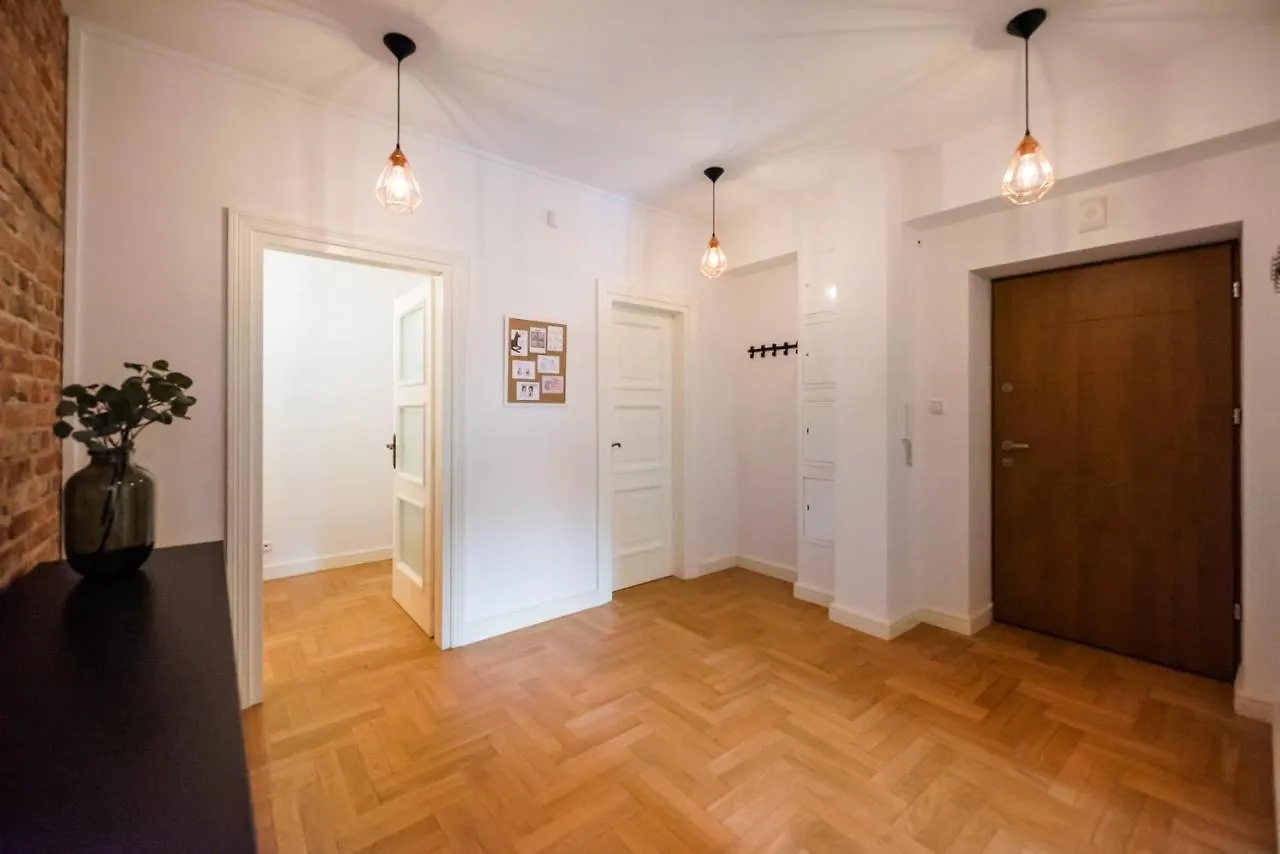 Park Morskie Oko Apartment Warsaw